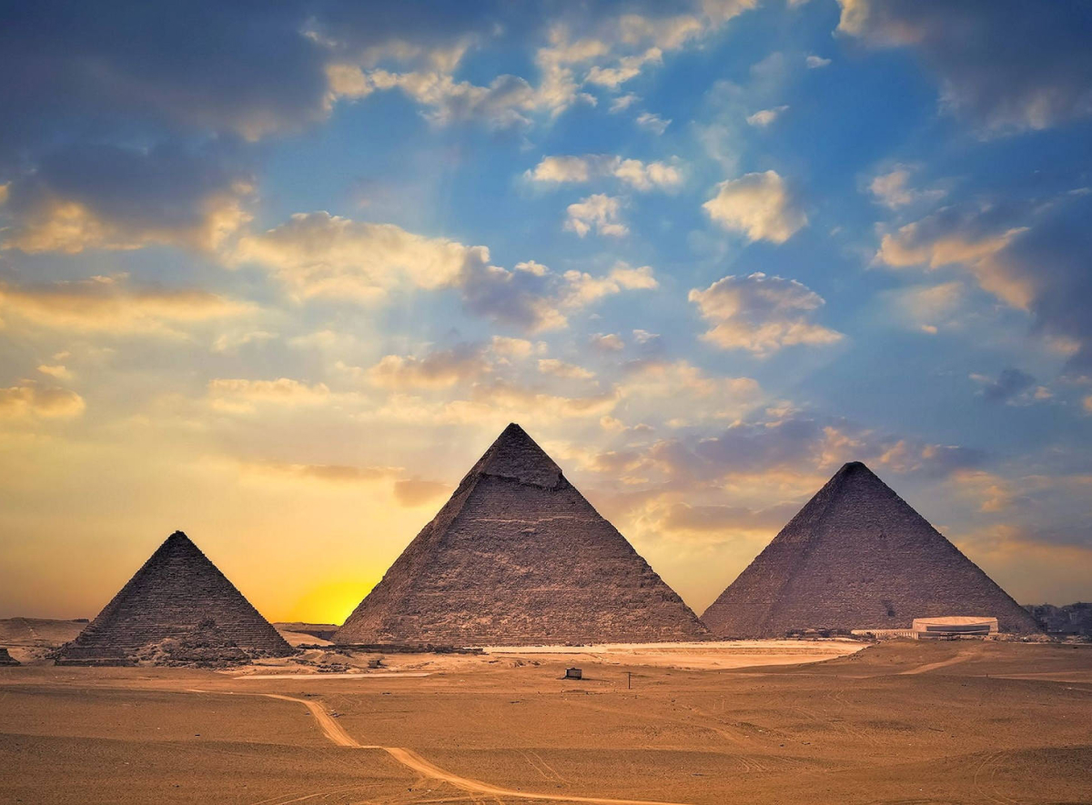 Pyramids of Giza 2024